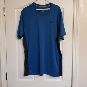 Nike fit Tee